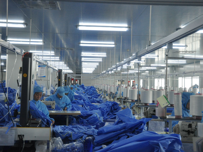 醫(yī)護(hù)防護(hù)用品生產(chǎn)現(xiàn)場